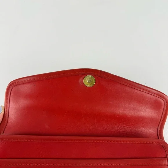 Vintage Coach Red Leather Envelope Clutch / Wallet — Bold Color Statement Piece - Picture 7 of 16